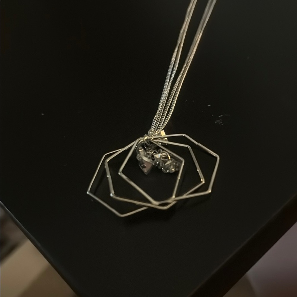 3/$10 Sale!! Elegant Silver Geometric Necklace